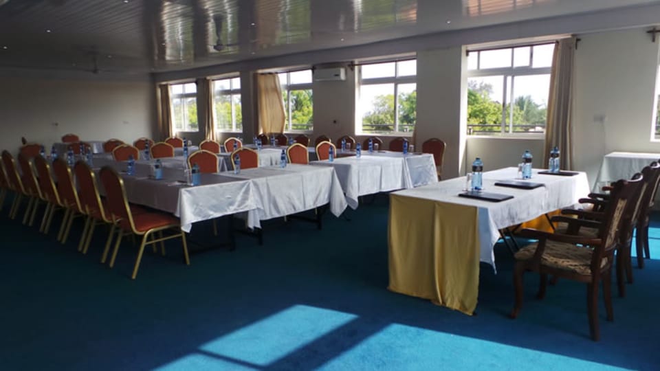 Pine Court Malindi Hotel in Malindi