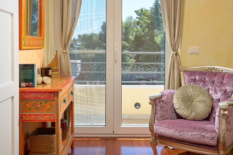 Deluxe Villa | 5 bedrooms, individually decorated, desk, laptop workspace