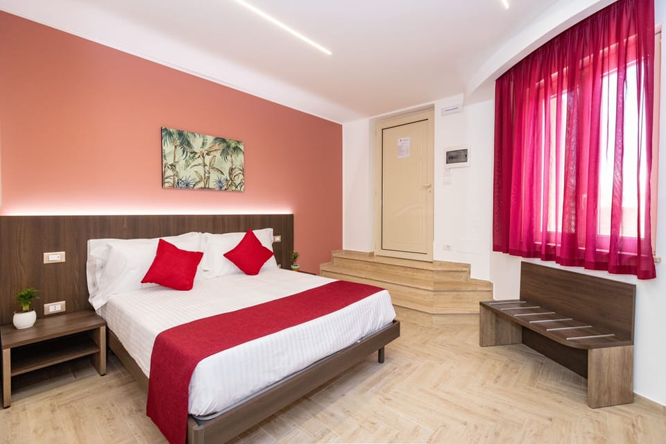 Traditional Double or Twin Room | Premium bedding, down comforters, memory foam beds, minibar