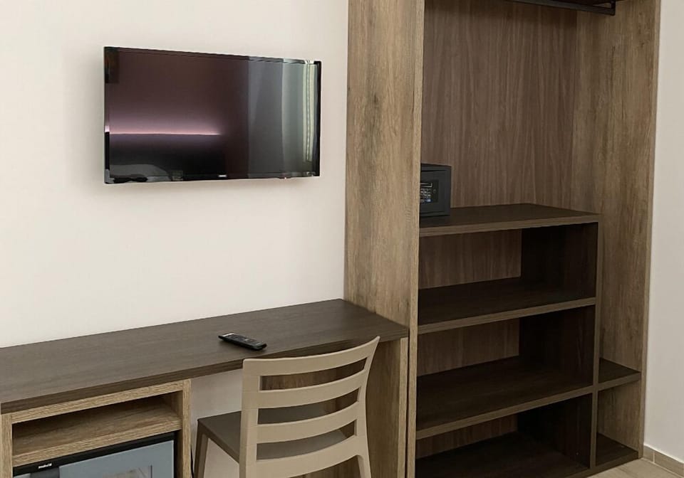 Traditional Double or Twin Room | Room amenity