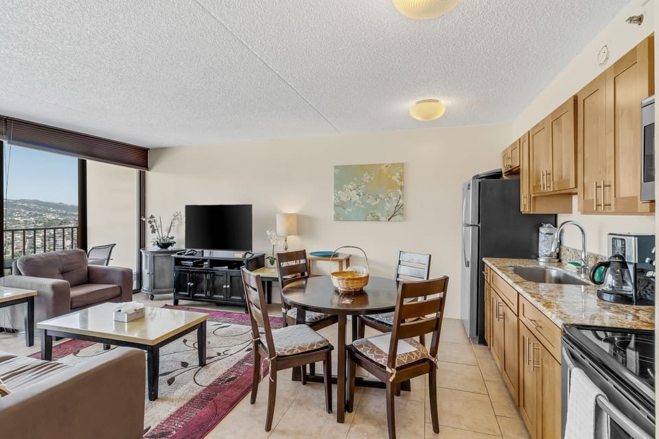 Condo, 1 Bedroom | Private kitchen | Fridge, coffee/tea maker, toaster
