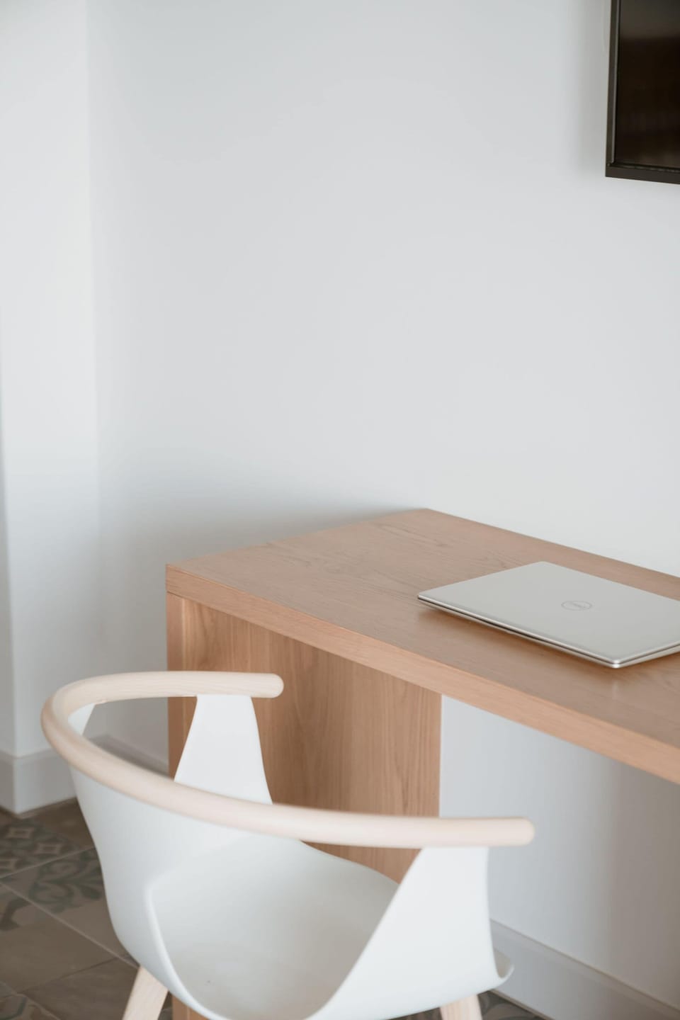 Superior Suite with Sea View and Outdoor Hot Tub | 1 bedroom, desk, laptop workspace, soundproofing
