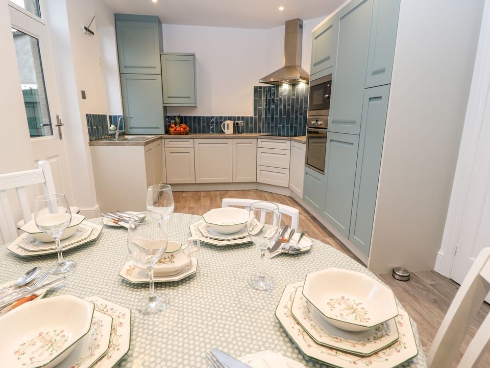 Cottage | Interior