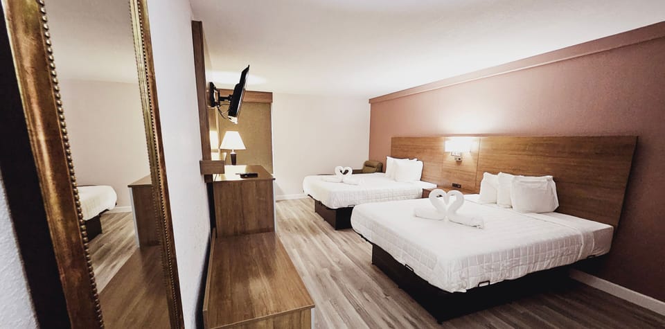 In-room safe, individually decorated, individually furnished, desk