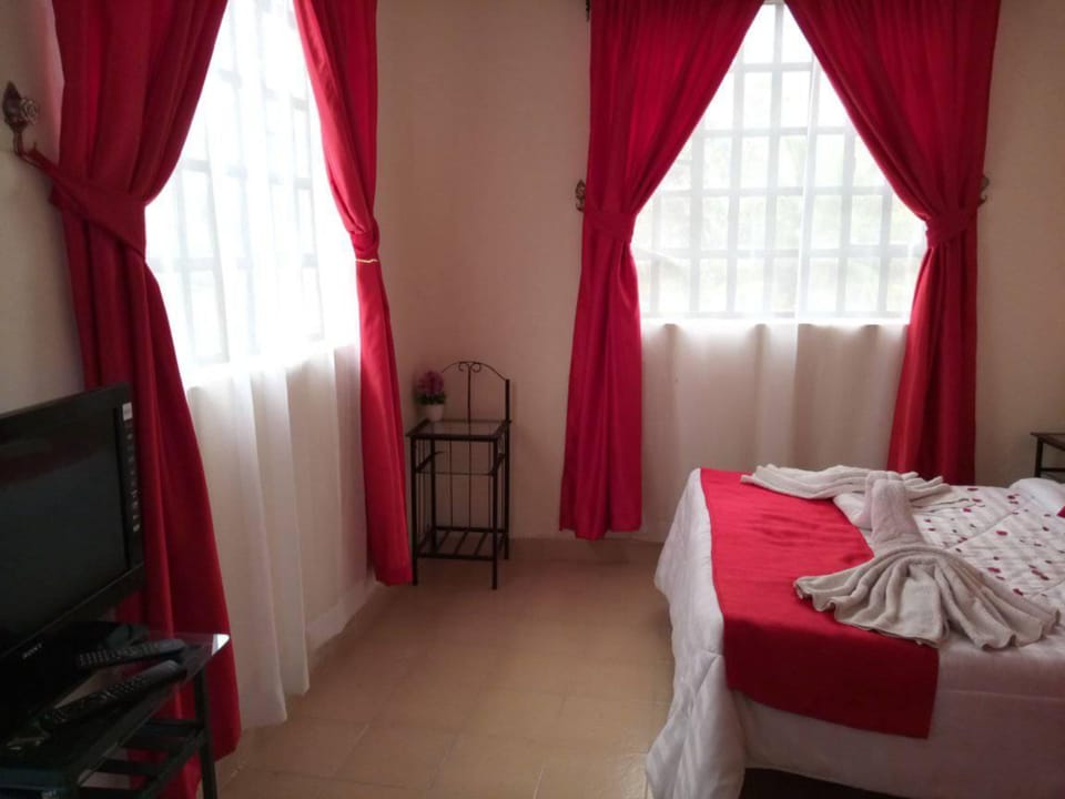 Standard Room | Bed sheets