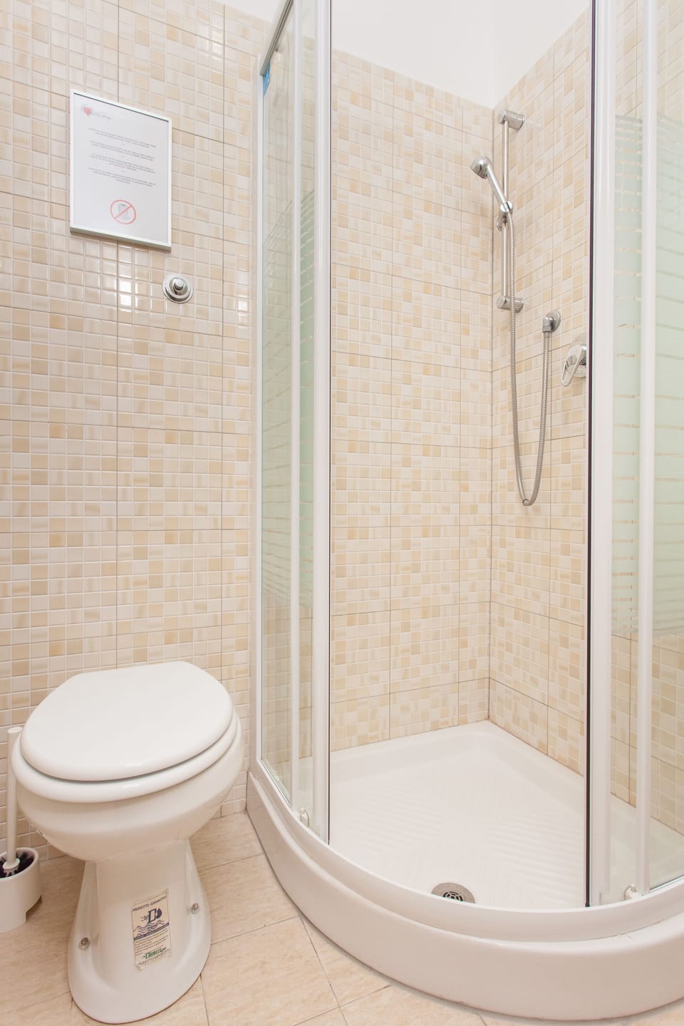 Economy Single Room, Shared Bathroom | In-room safe, free WiFi, bed sheets