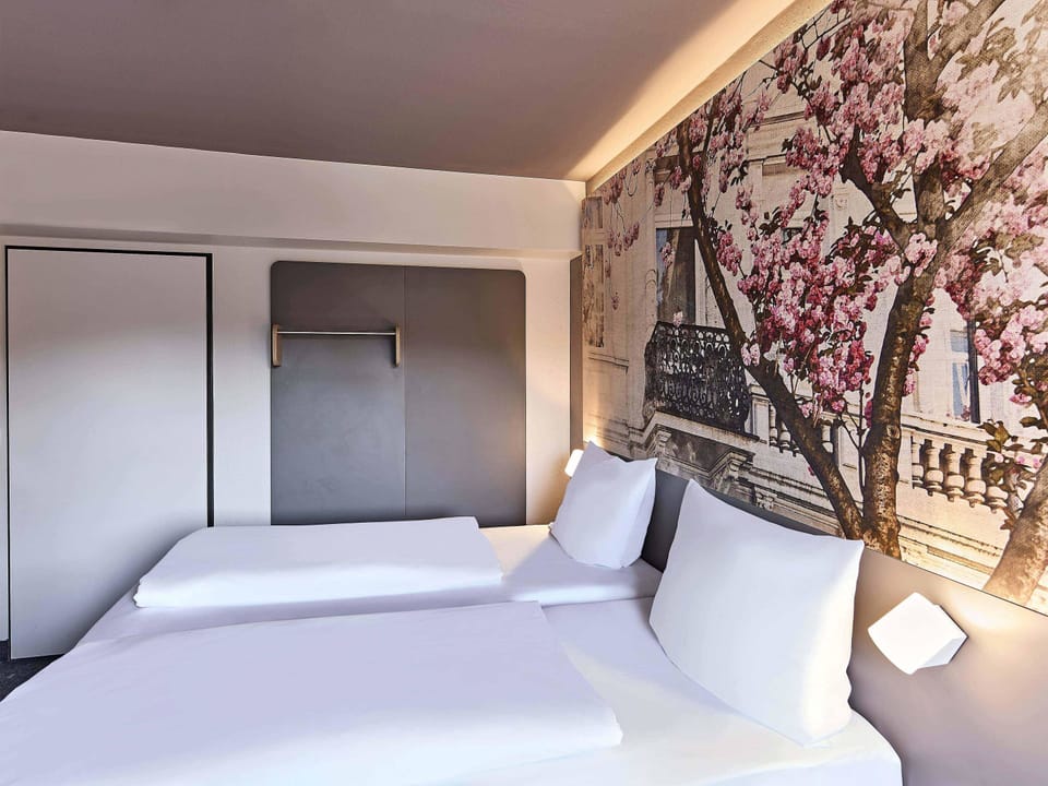 Twin Room | Desk, blackout drapes, soundproofing, free WiFi