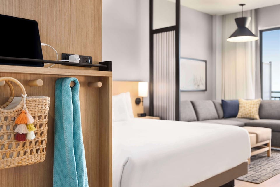 Hypo-allergenic bedding, in-room safe, desk, laptop workspace