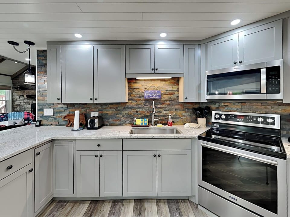 House (3 Bedrooms) | Property amenity