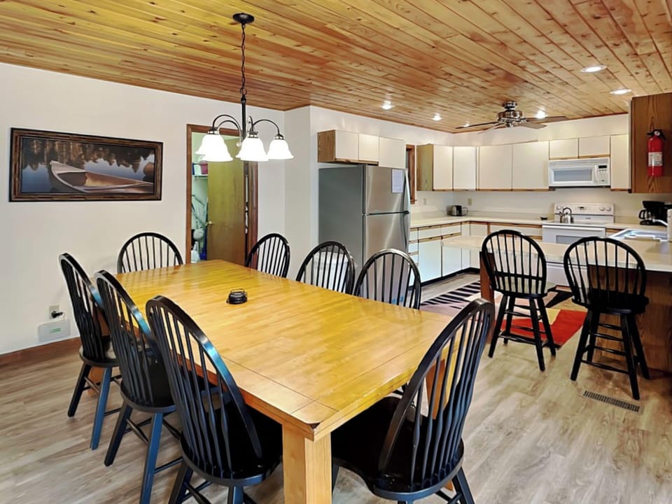 House (3 Bedrooms) | Property amenity