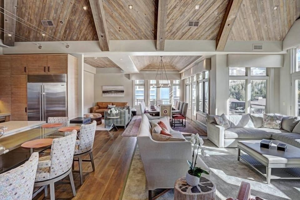 Condo, 4 Bedrooms | Private kitchen | Toaster