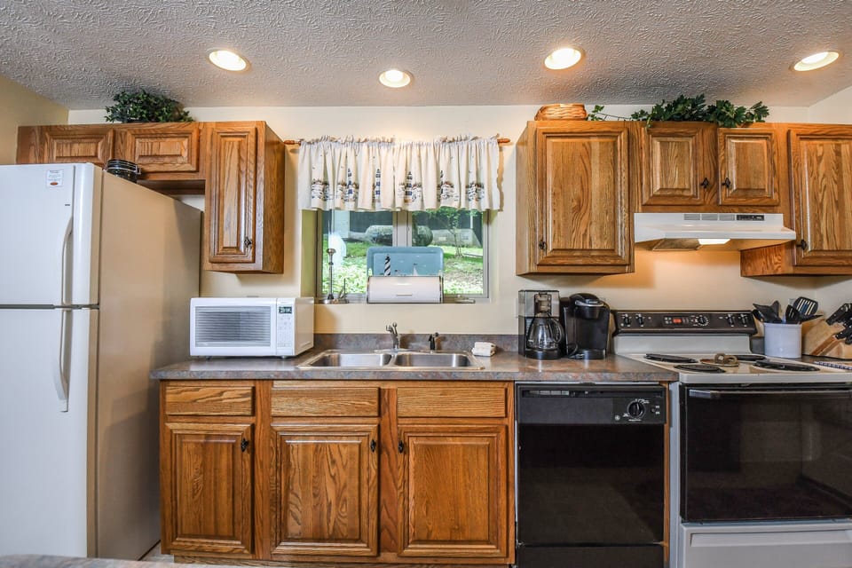 House (3 Bedrooms) | Property amenity