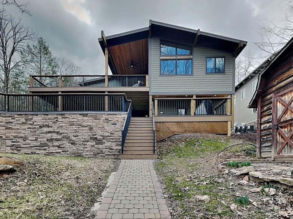 House (Multiple Bedrooms) | Property amenity