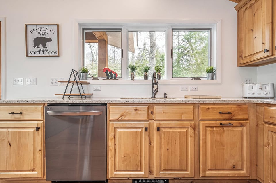 House (4 Bedrooms) | Property amenity
