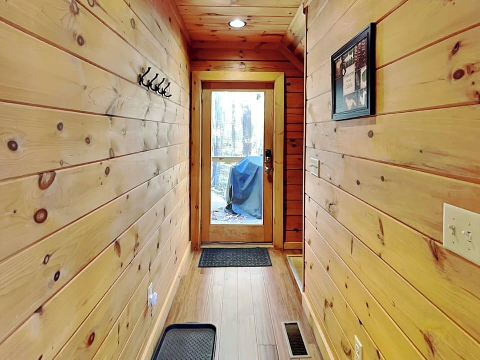 House (5 Bedrooms) | Property amenity