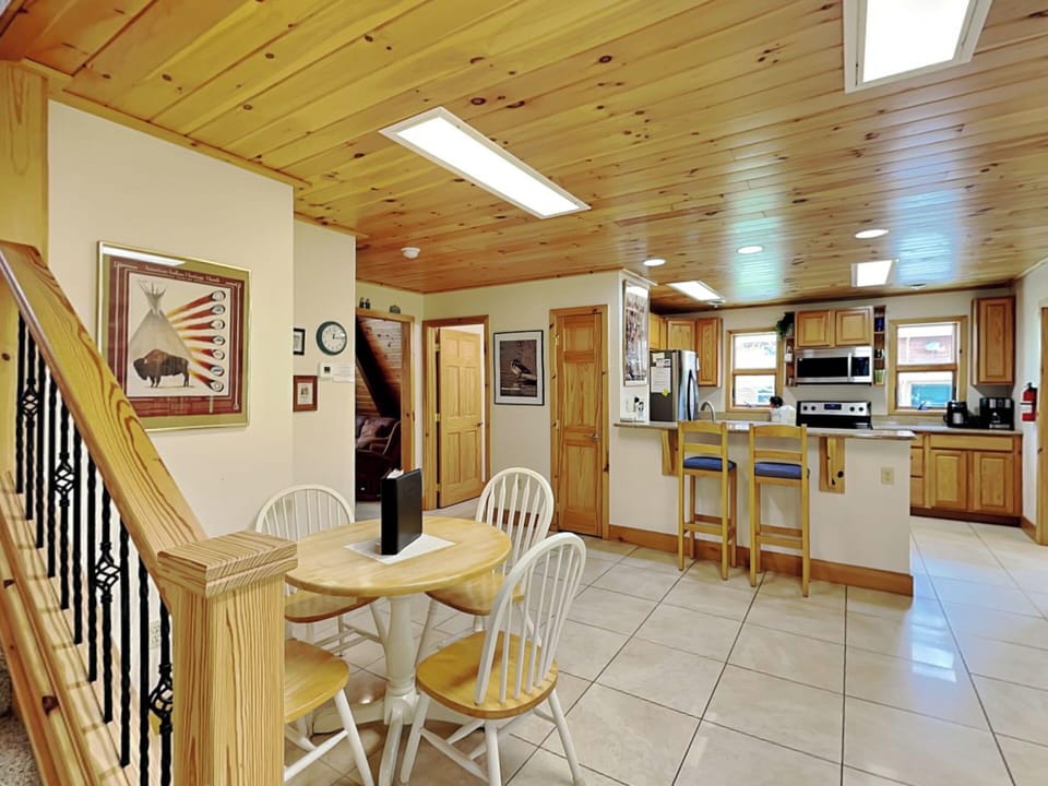 House (3 Bedrooms) | Property amenity