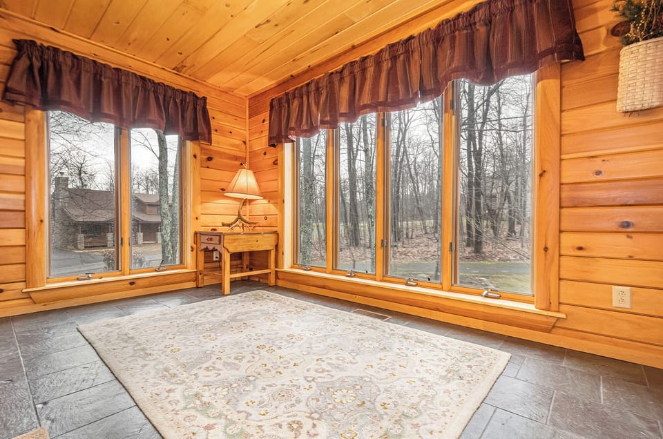 House (4 Bedrooms) | Property amenity