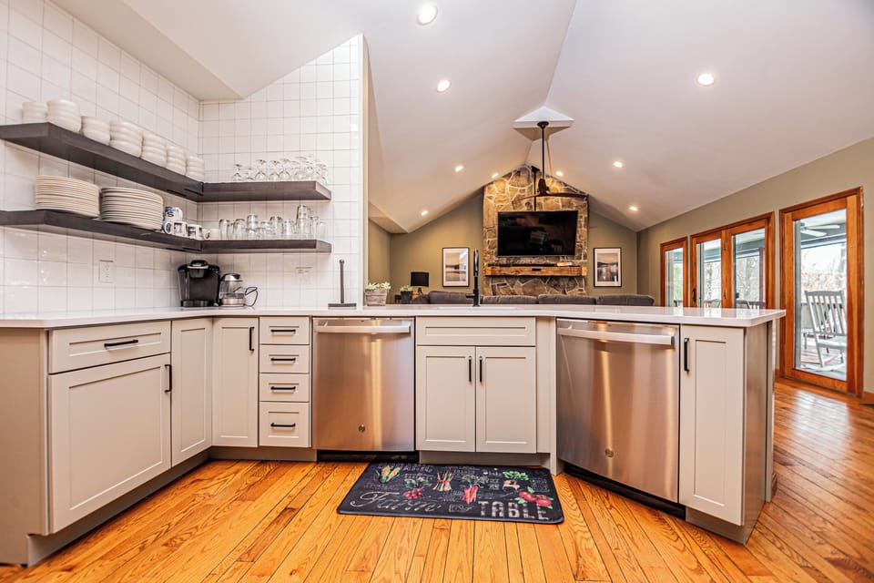 House (6 Bedrooms) | Property amenity
