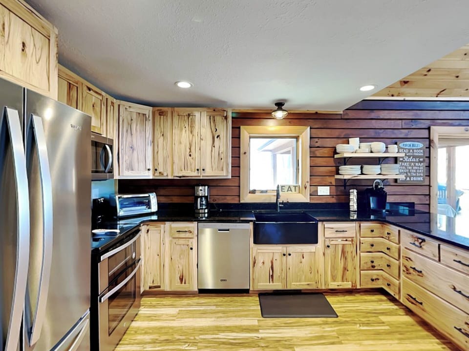 House (5 Bedrooms) | Property amenity
