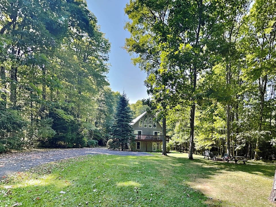 House (3 Bedrooms) | Property amenity