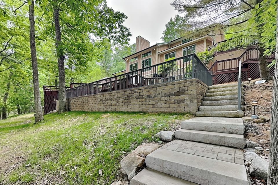 House (5 Bedrooms) | Property amenity