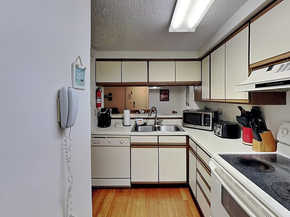 Studio (2 Bedrooms) | Property amenity
