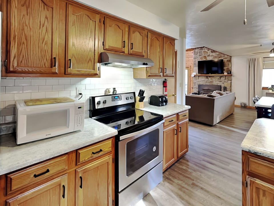 House (3 Bedrooms) | Property amenity