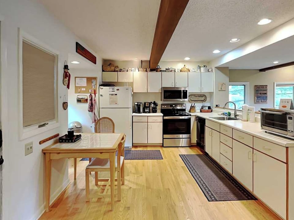 Studio (2 Bedrooms) | Property amenity