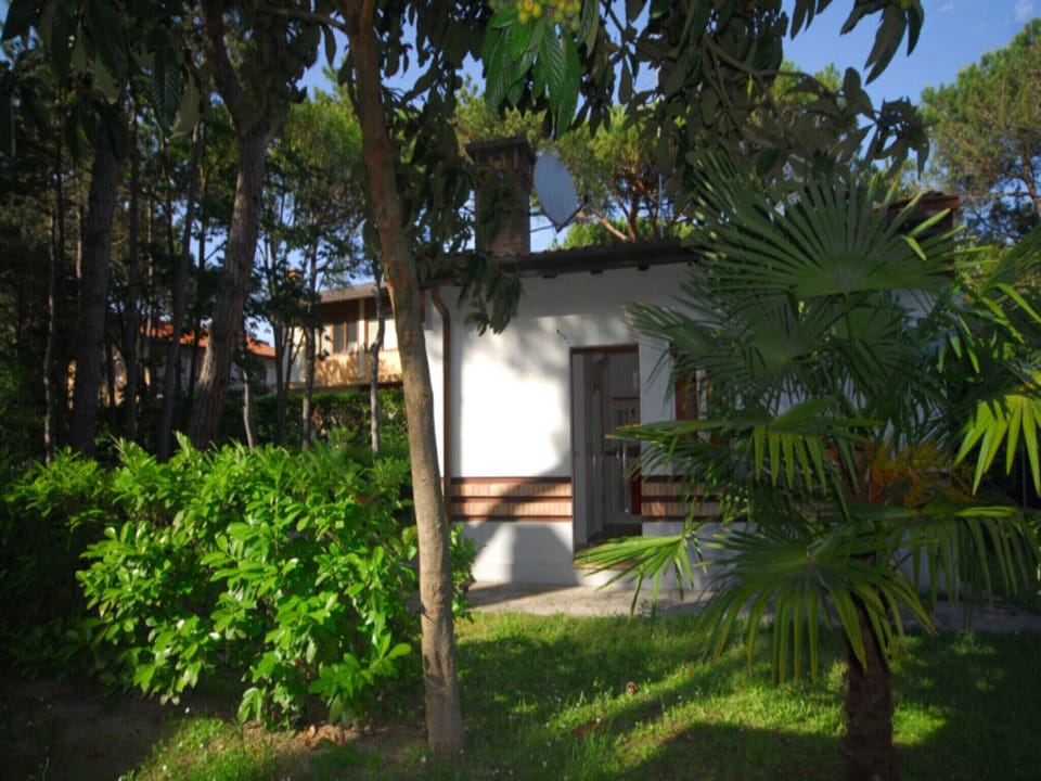 Villa, 2 Bedrooms, Garden View | Garden