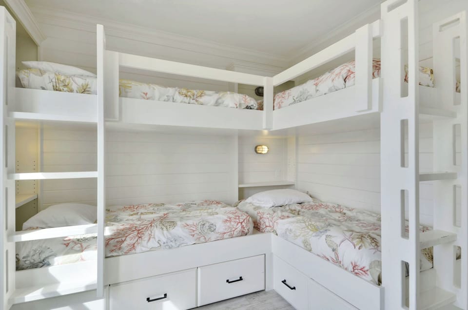 House (6 Bedrooms) | Property amenity