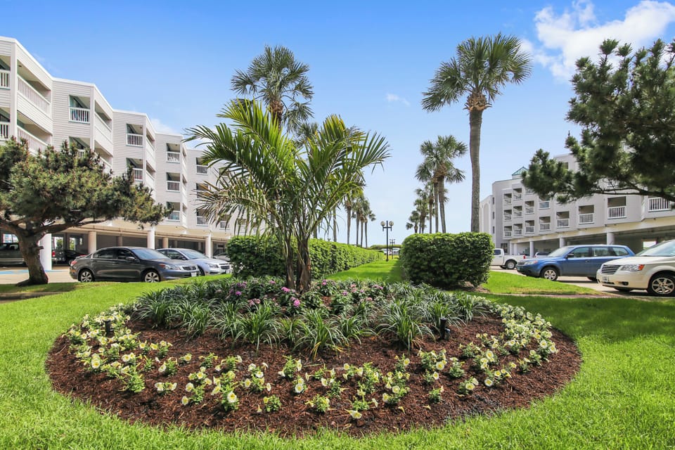 Condo (1 Bedroom) | Property amenity