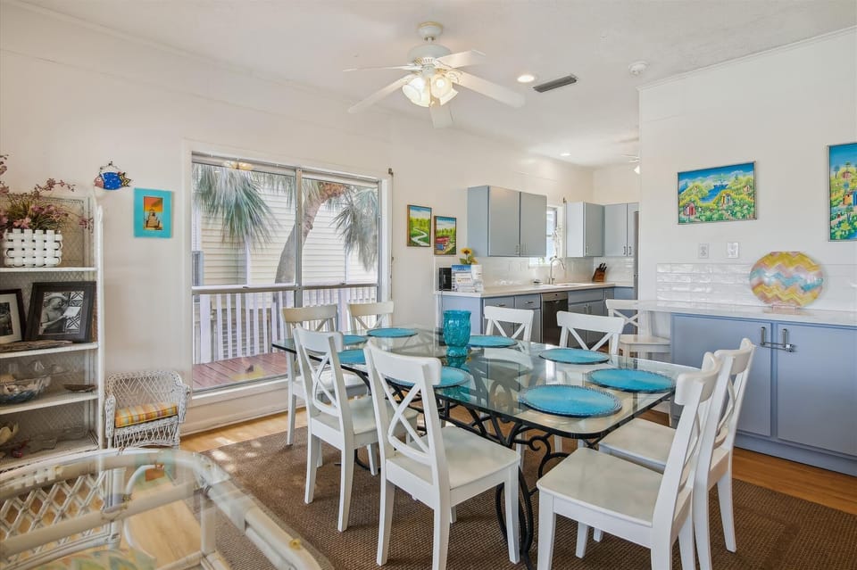 House (3 Bedrooms) | Property amenity