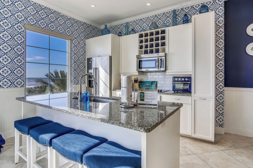 Condo (3 Bedrooms) | Property amenity