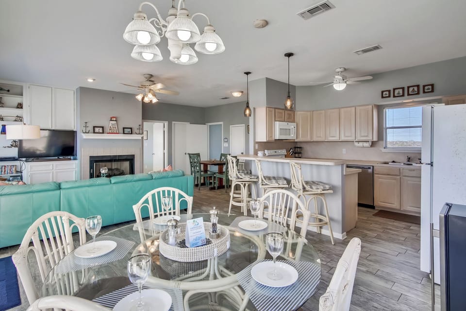 House (4 Bedrooms) | Property amenity