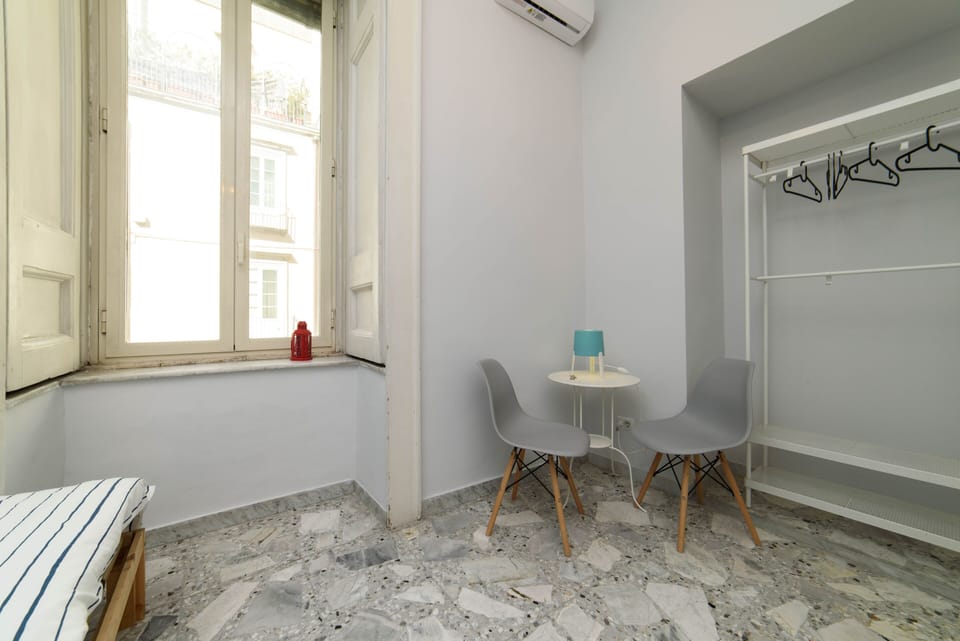 City Room | Down comforters, desk, soundproofing, WiFi (free)