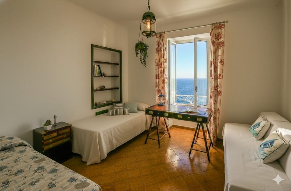 Apartment | 2 bedrooms, iron/ironing board, WiFi (surcharge), bed sheets