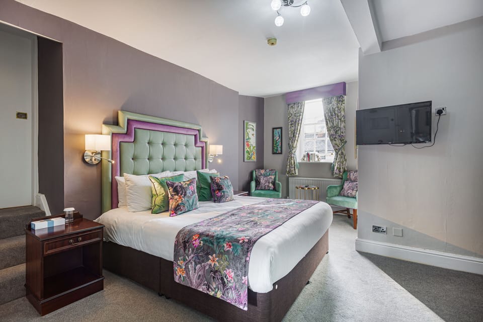 Superior Double Room | Premium bedding, individually decorated, individually furnished, desk