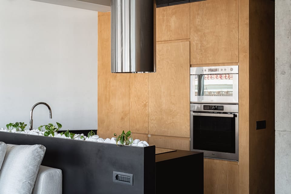 City Apartment, 1 Queen Bed with Sofa bed, City View | Private kitchen | Full-size fridge, microwave, oven, stovetop