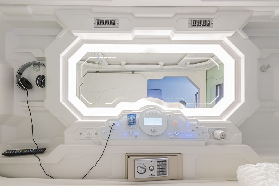 Single Room | WiFi (free), bed sheets