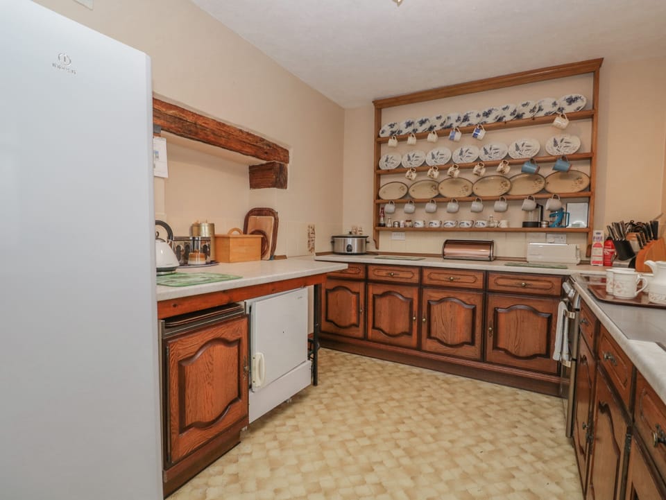 Cottage | Interior