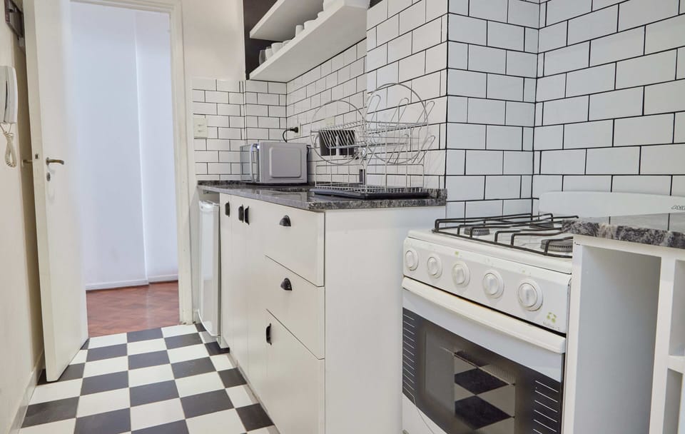 Apartment | Private kitchen | Fridge, microwave, oven, coffee/tea maker