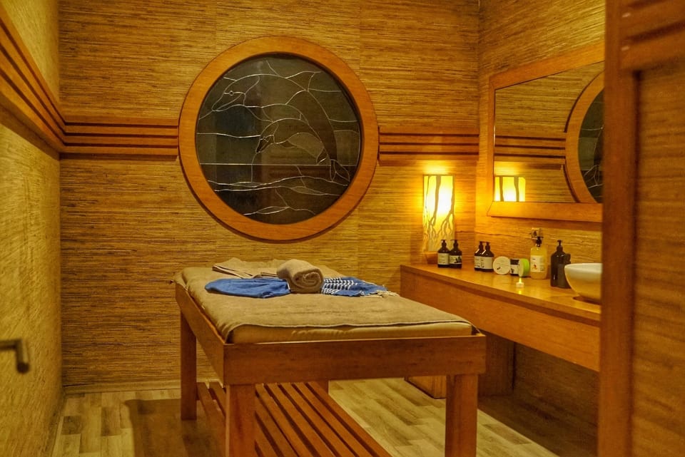 Sauna, steam room, facials, massages