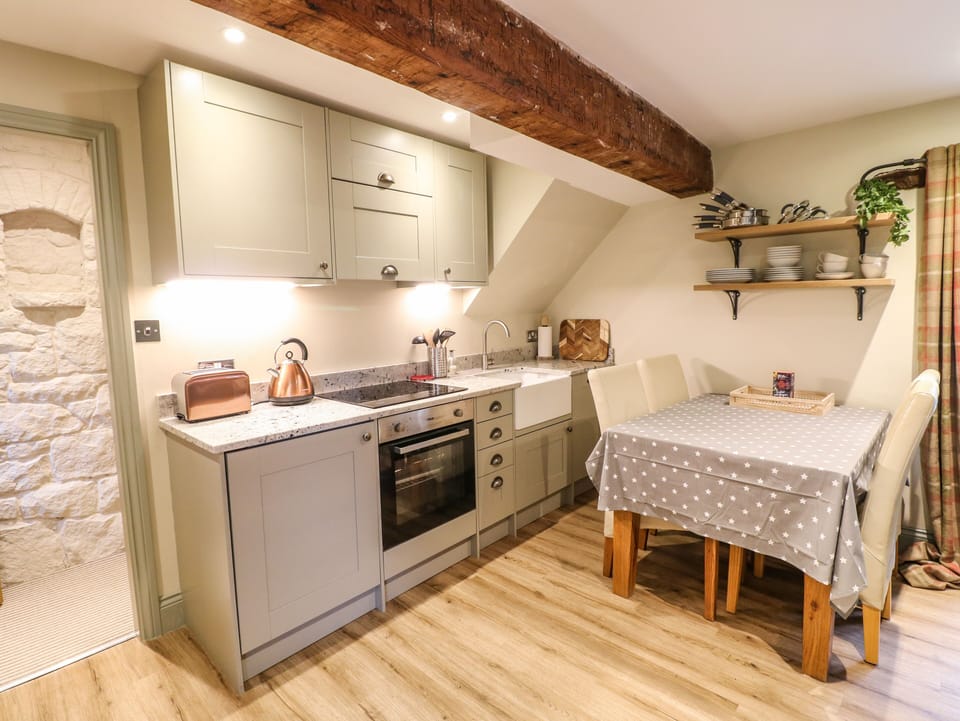 Cottage | Interior