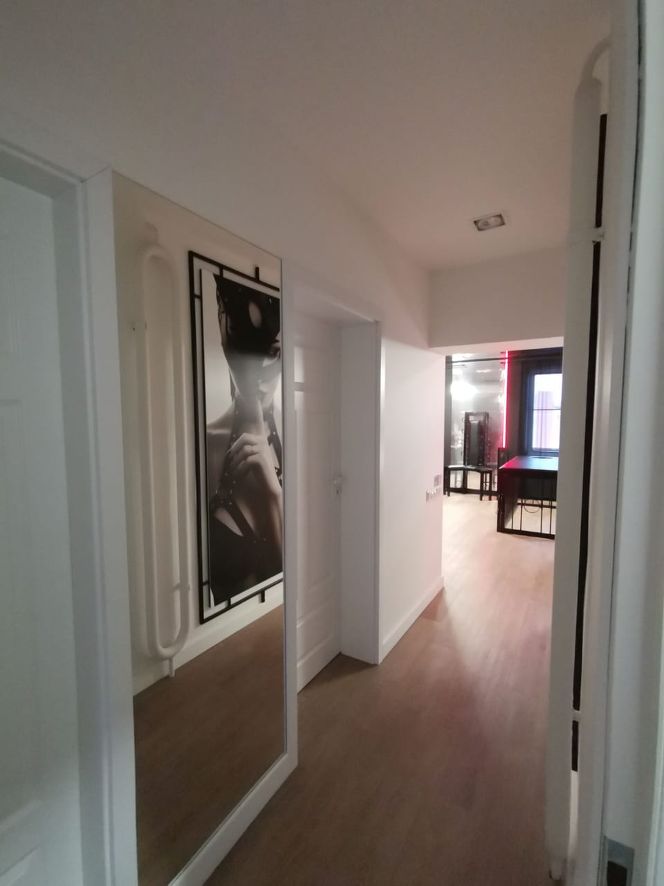 2 bedrooms, laptop workspace, WiFi (free), individually decorated