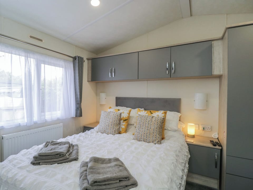 The Cotswold Holiday Lodge Cottage in Wychavon District