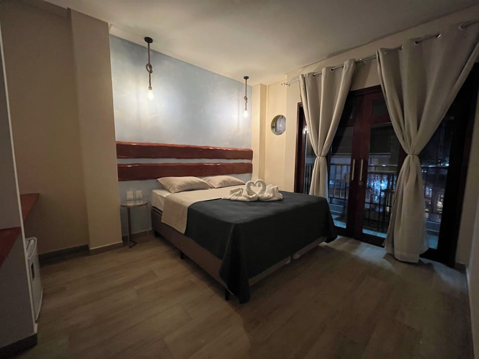 Luxury Double Room | Desk, laptop workspace, free WiFi, bed sheets