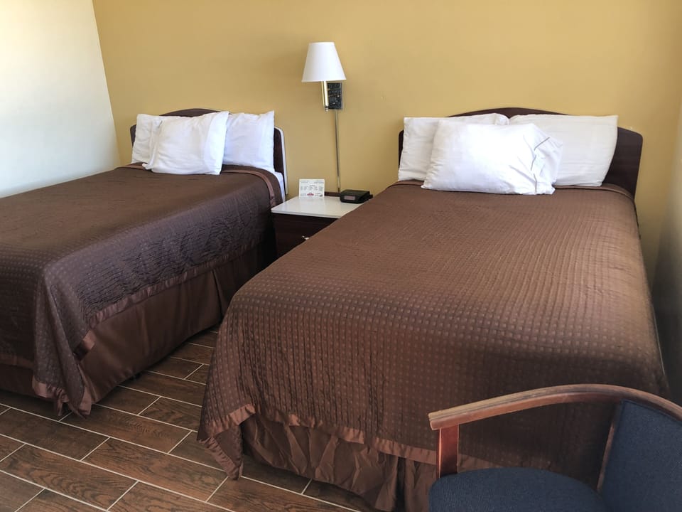 Double Room | Desk, rollaway beds, free WiFi, bed sheets