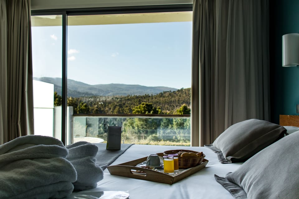 Minibar, in-room safe, desk, free WiFi