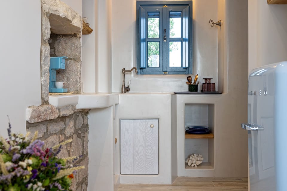 Egyptian cotton sheets, premium bedding, down comforters, pillowtop beds