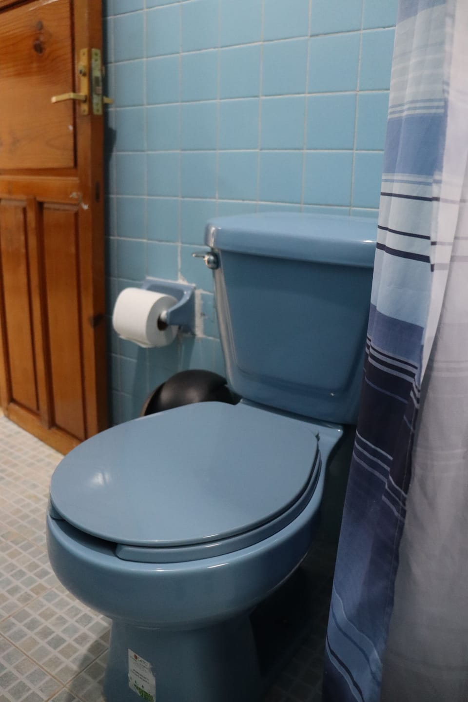 Family Villa | Bathroom | Bathtub, towels, soap, toilet paper